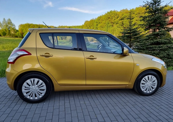 Suzuki Swift cena 35900 przebieg: 106000, rok produkcji 2014 z Gostyń małe 497